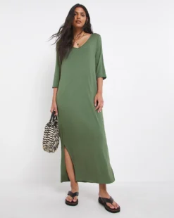 3/4 Sleeve Side Slit Midi T-Shirt Dress| Khaki 6 3/4 Sleeve Side Slit Midi T-Shirt Dress| Khaki -MONSON Clothing Shop x01fh857725w