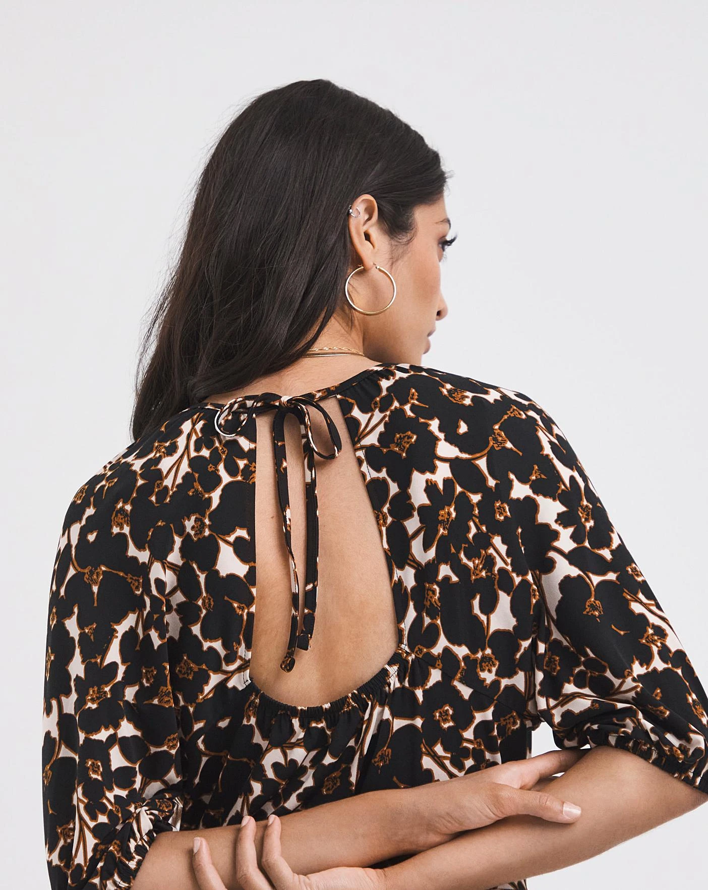 Open Tie Back Midi Jersey Smock Dress| Brown Multi-coloured 2 Open Tie Back Midi Jersey Smock Dress| Brown Multi-coloured - Image 2