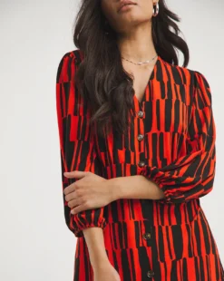 Soft Touch Button Front Dress| Black/Red Print -MONSON Clothing Shop x01gh941705w