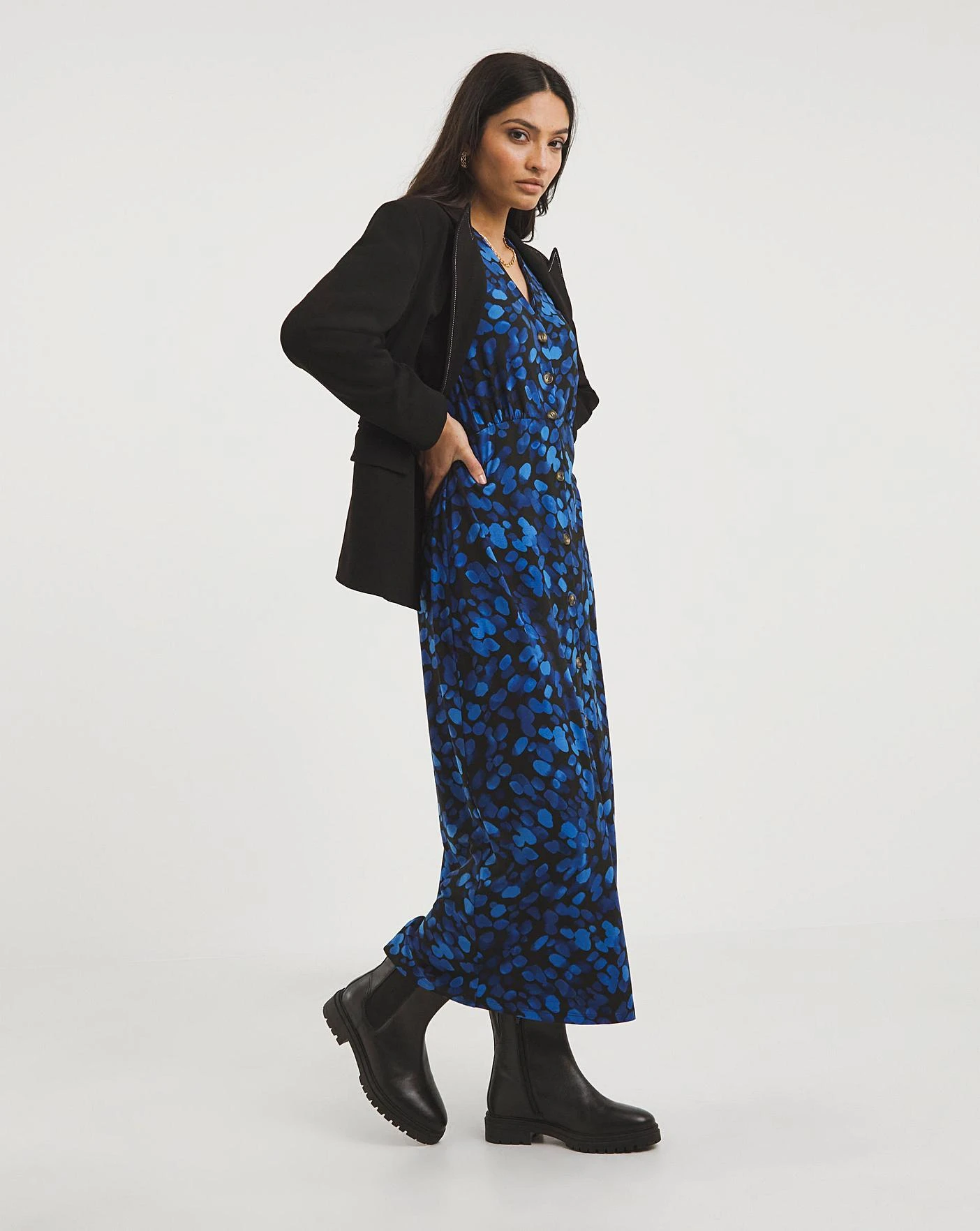 Soft Touch Button Front Midi Dress| Blue Print 4 Soft Touch Button Front Midi Dress| Blue Print - Image 4