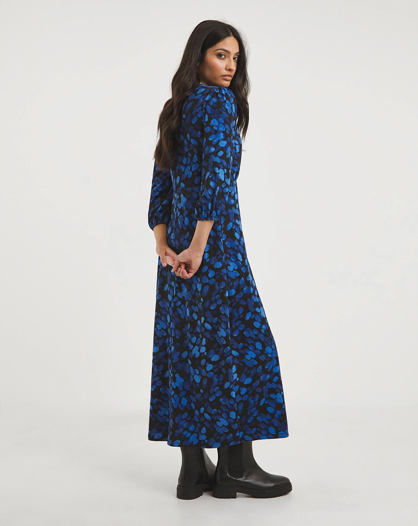 Soft Touch Button Front Midi Dress| Blue Print 2 Soft Touch Button Front Midi Dress| Blue Print - Image 2