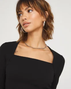 Marilyn Square Neck Scuba Crepe Dress| Black -MONSON Clothing Shop x01ol077707w