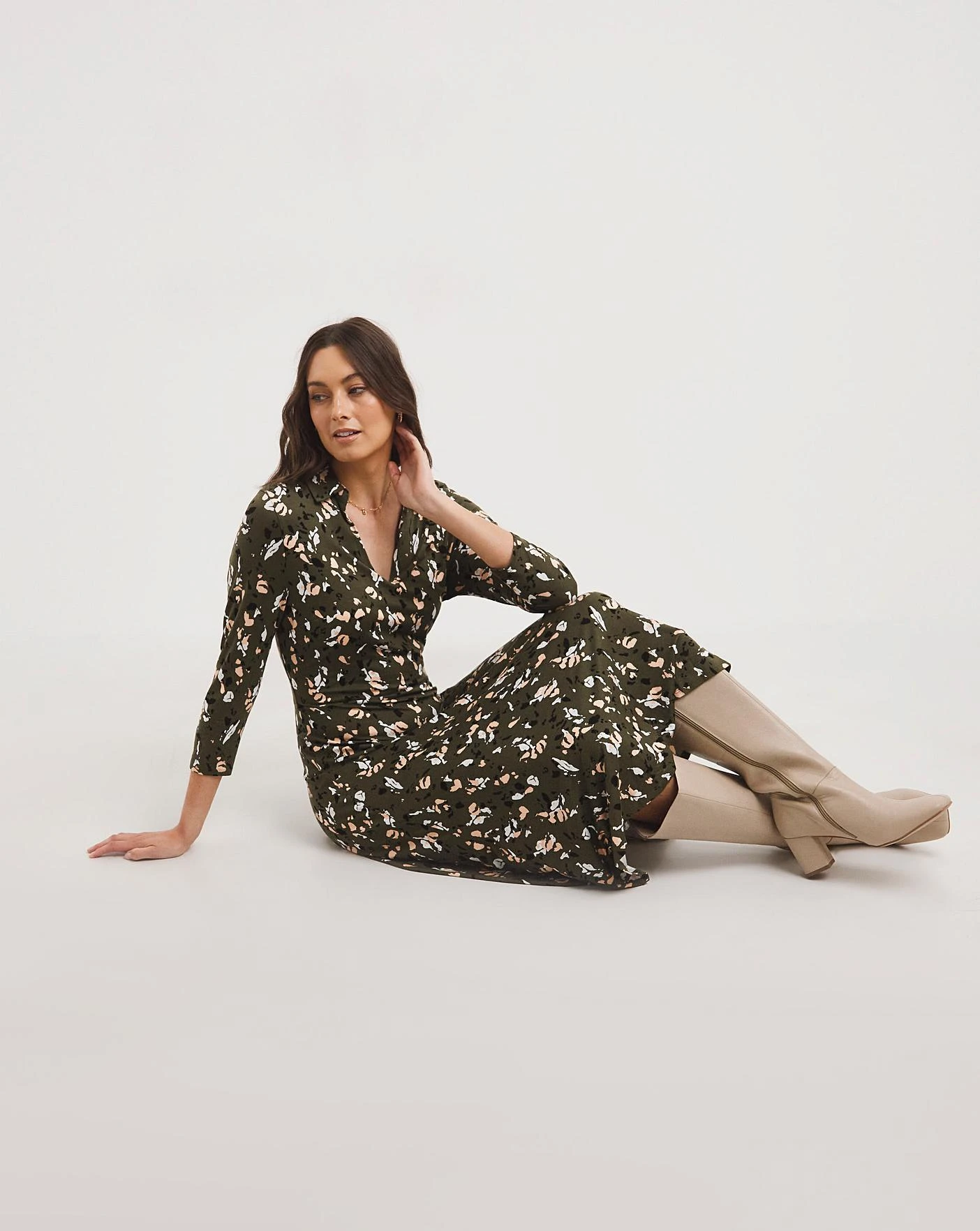 Julipa Collar Jersey Maxi Dress| Khaki Print 3 Julipa Collar Jersey Maxi Dress| Khaki Print - Image 3