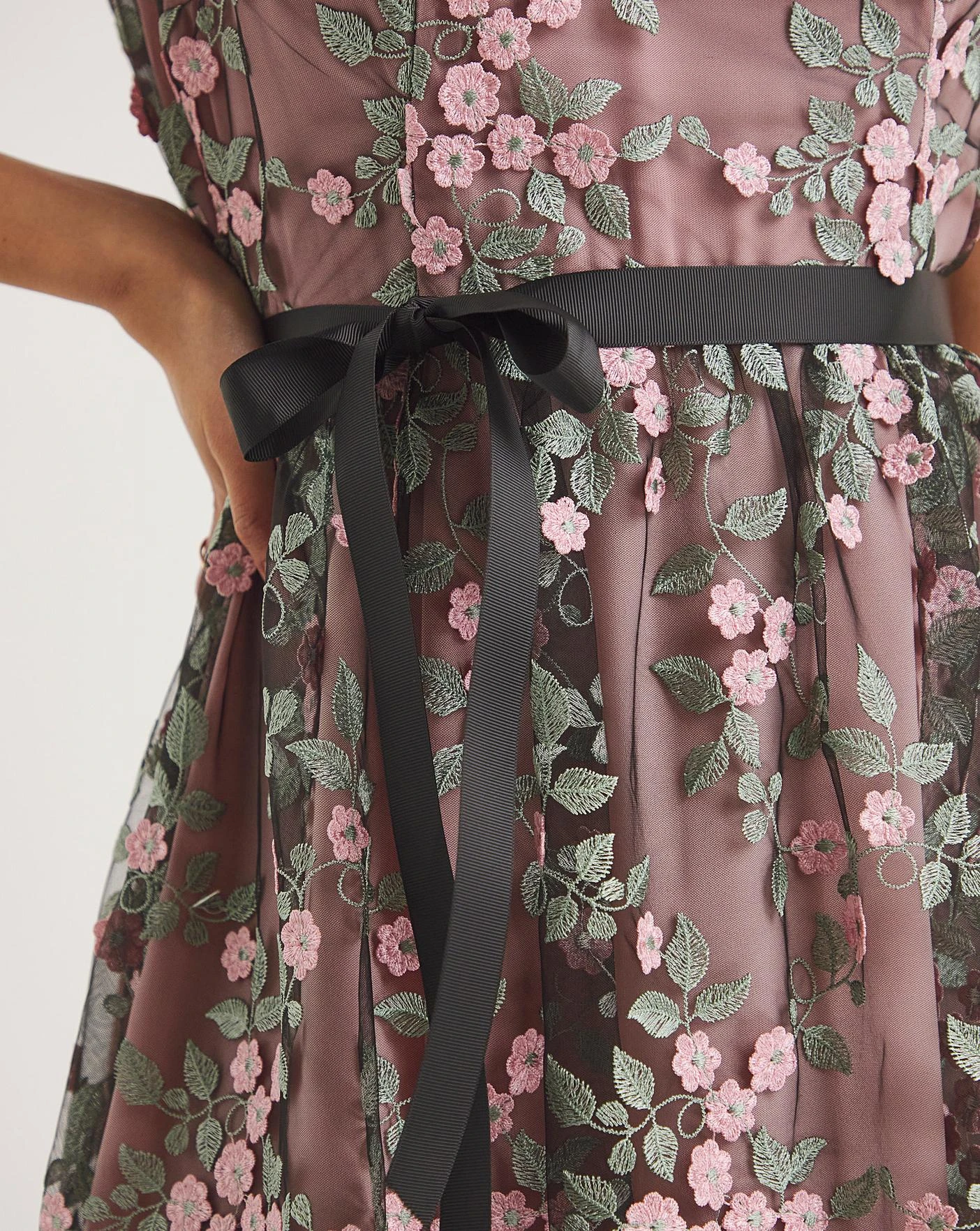 Joanna Hope Floral Mesh Prom Dress| Blush 4 Joanna Hope Floral Mesh Prom Dress| Blush - Image 4