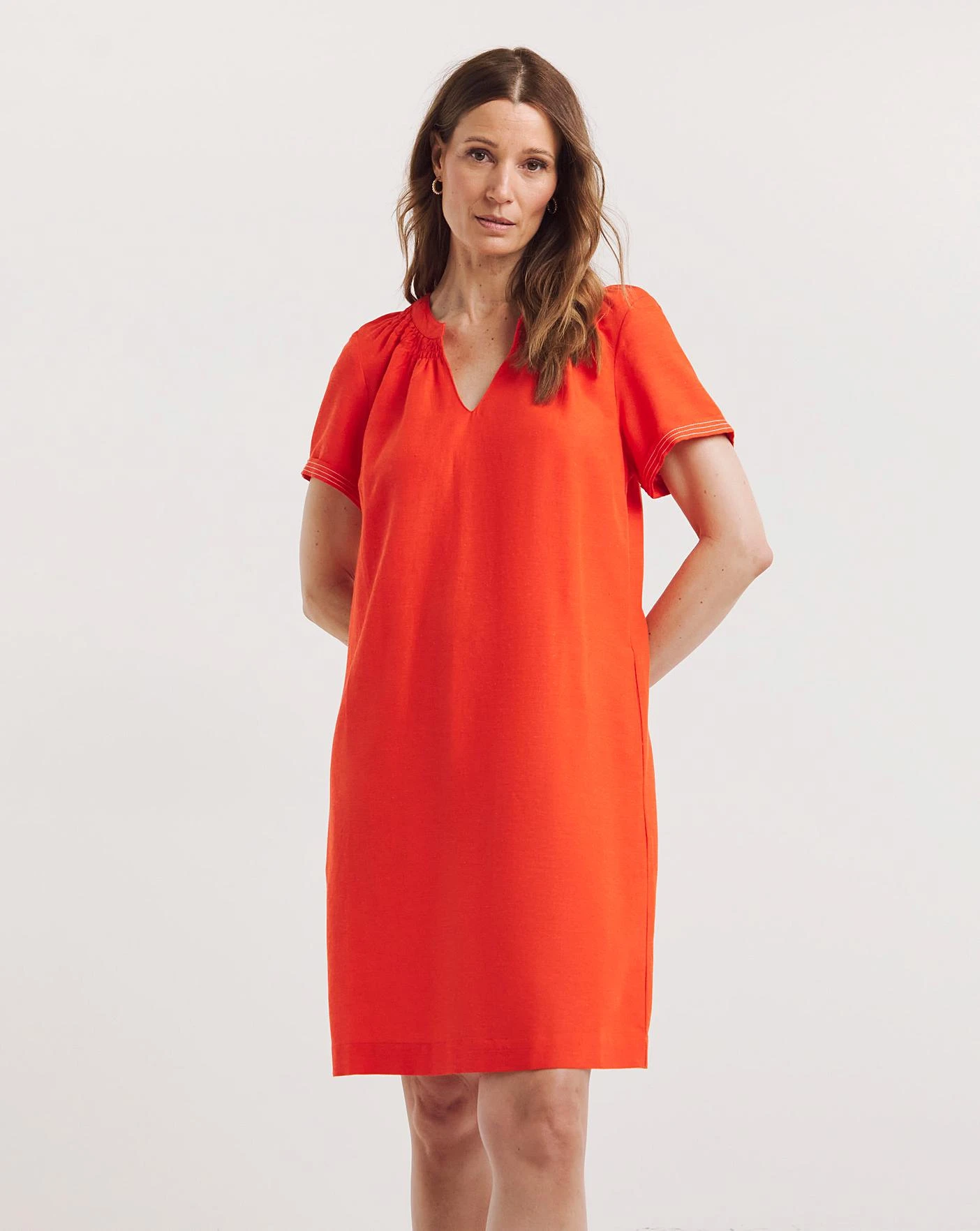 Julipa Linen Shift Dress| Red 1 Julipa Linen Shift Dress| Red